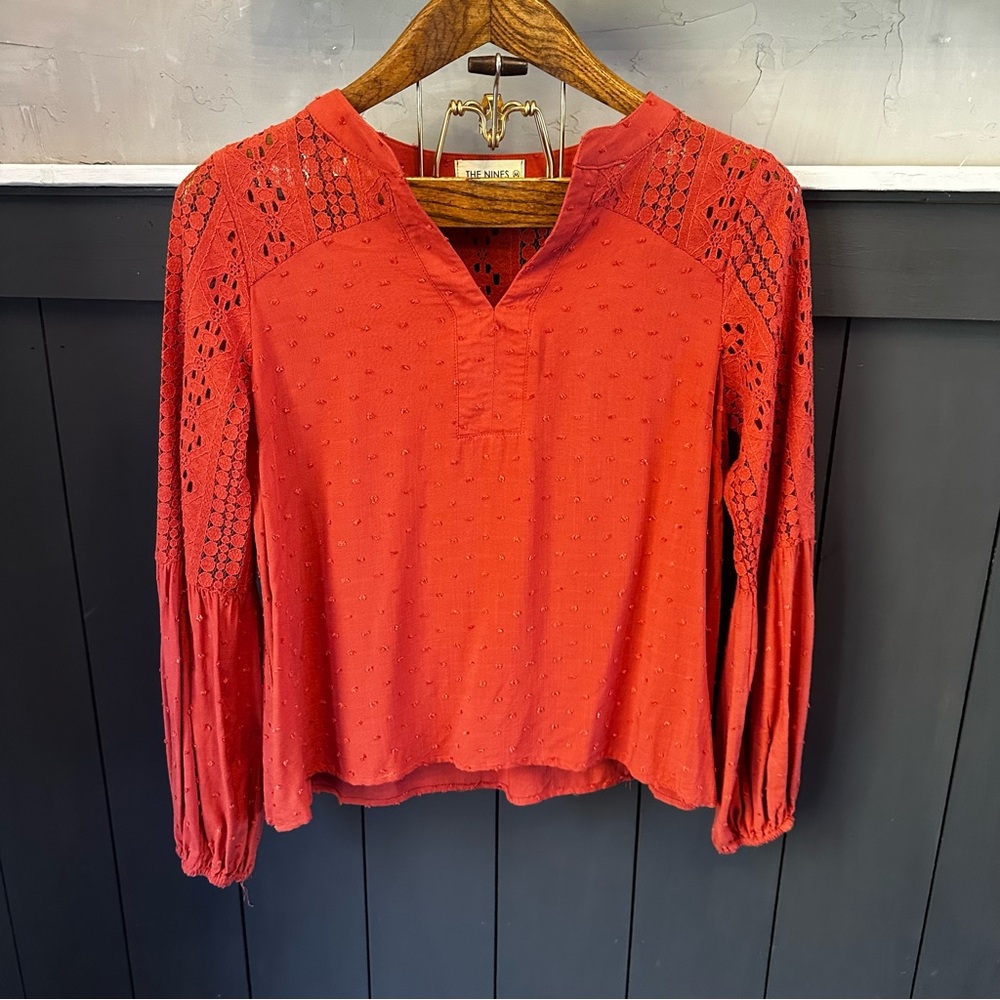 The NINES Women's‎ Burnt Orange Bohemian Lace Detail Top sz Medium